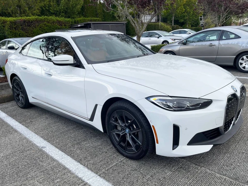2023 BMW G26 i4 - Image 2 of 14