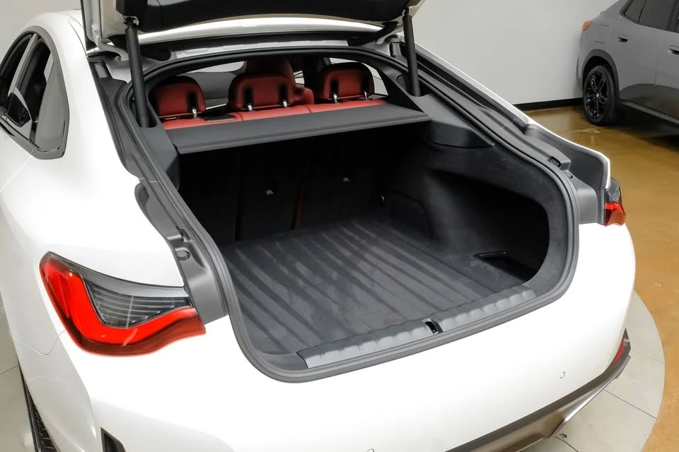 2023 BMW G26 i4 - Image 8 of 20