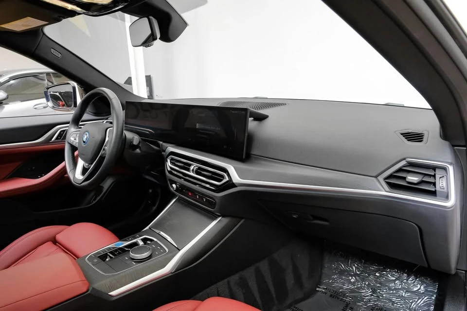 2023 BMW G26 i4 - Image 3 of 20