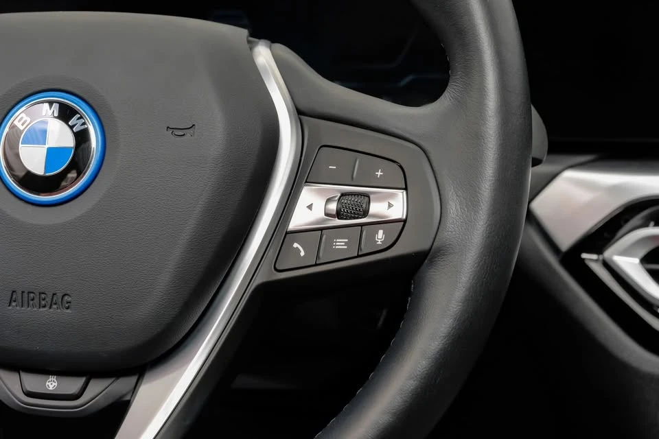 2023 BMW G26 i4 - Image 13 of 20