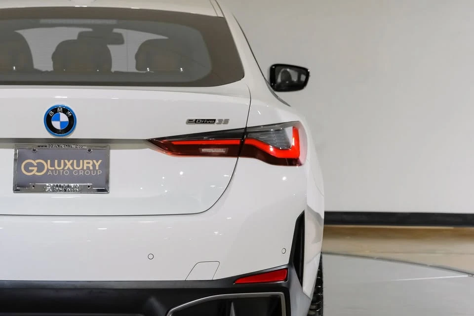 2023 BMW G26 i4 - Image 11 of 20