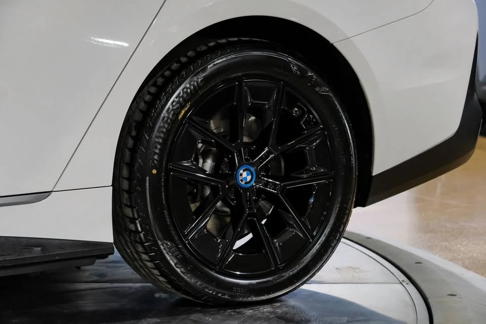 2023 BMW G26 i4 - Image 15 of 20