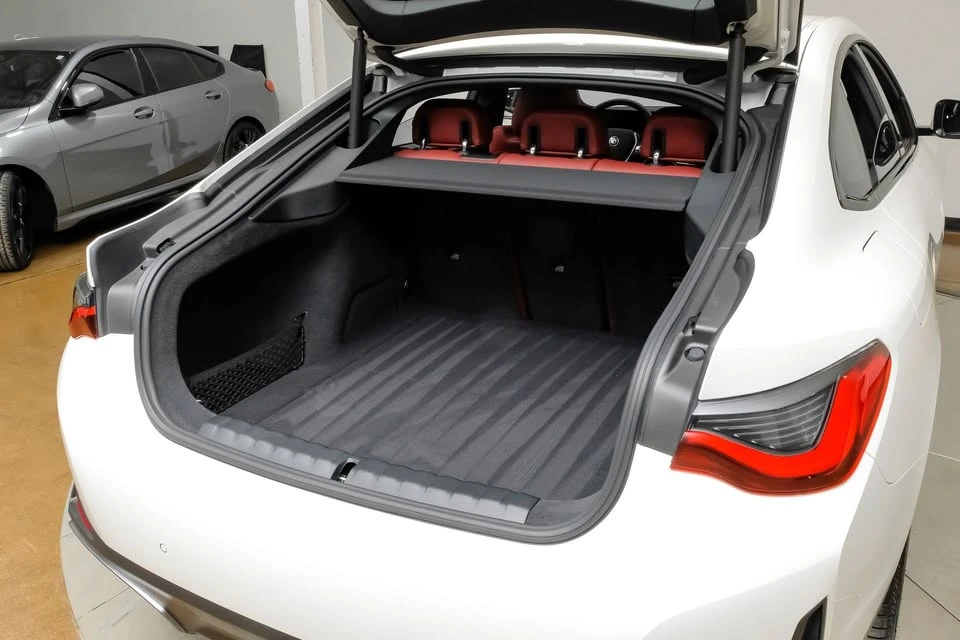 2023 BMW G26 i4 - Image 17 of 20