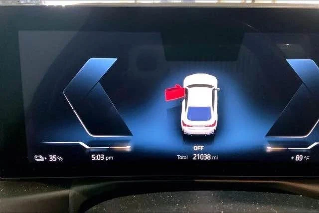 2023 BMW G26 i4 - Image 9 of 12