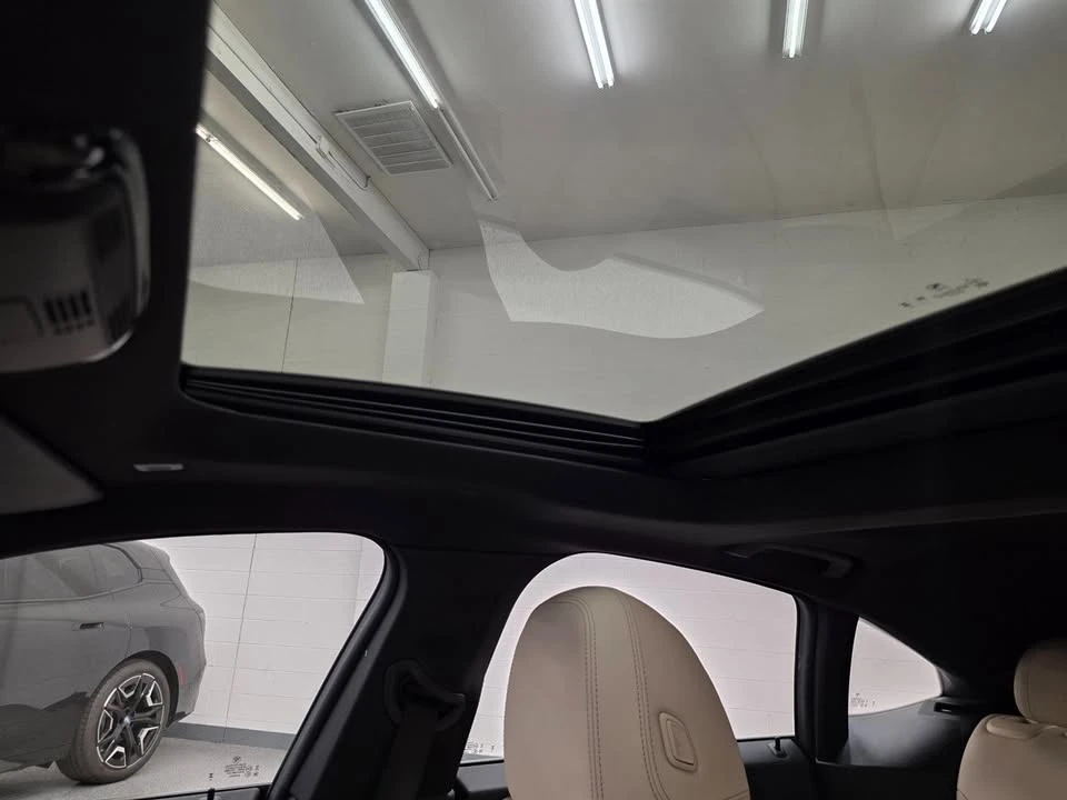 2023 BMW G26 i4 - Image 6 of 8