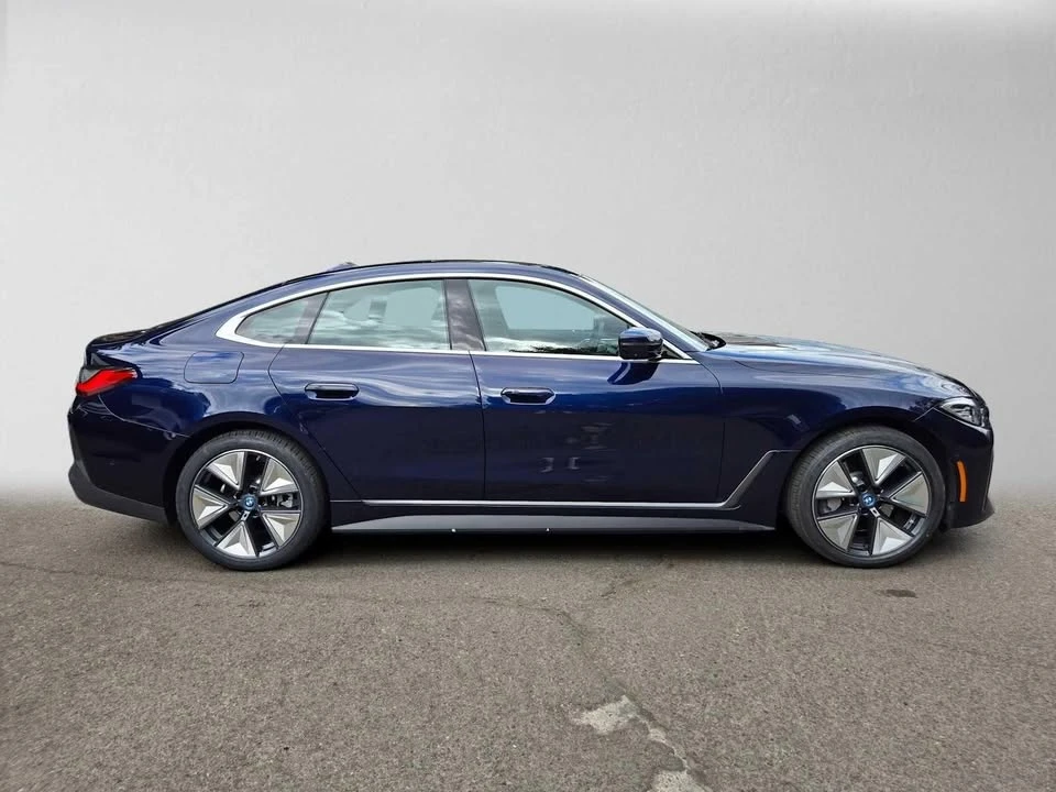 2023 BMW G26 i4 - Image 3 of 10