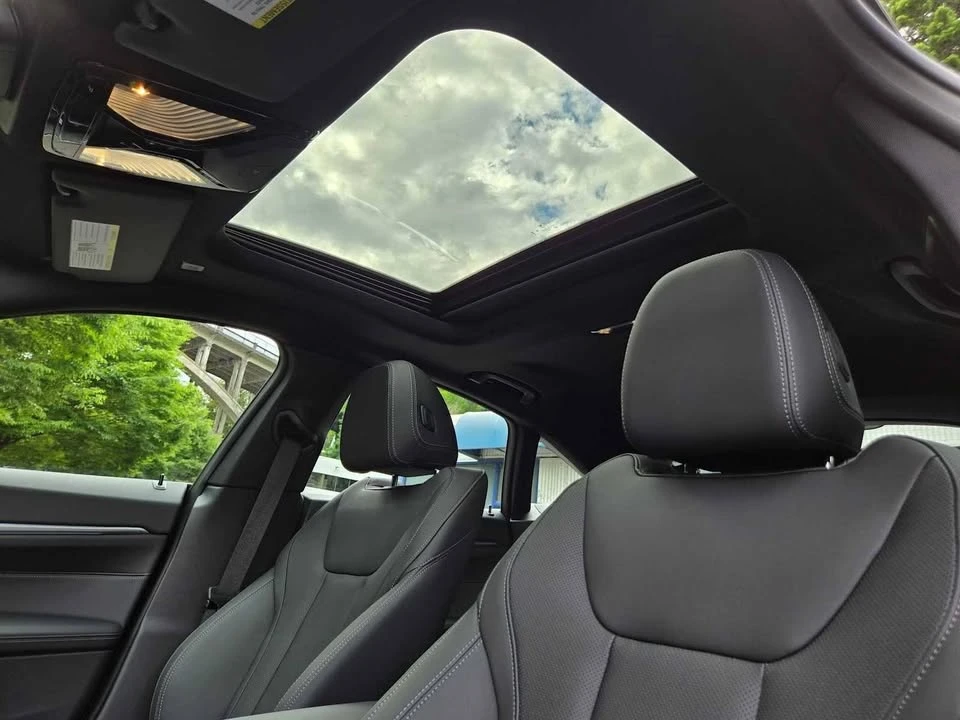 2023 BMW G26 i4 - Image 7 of 10