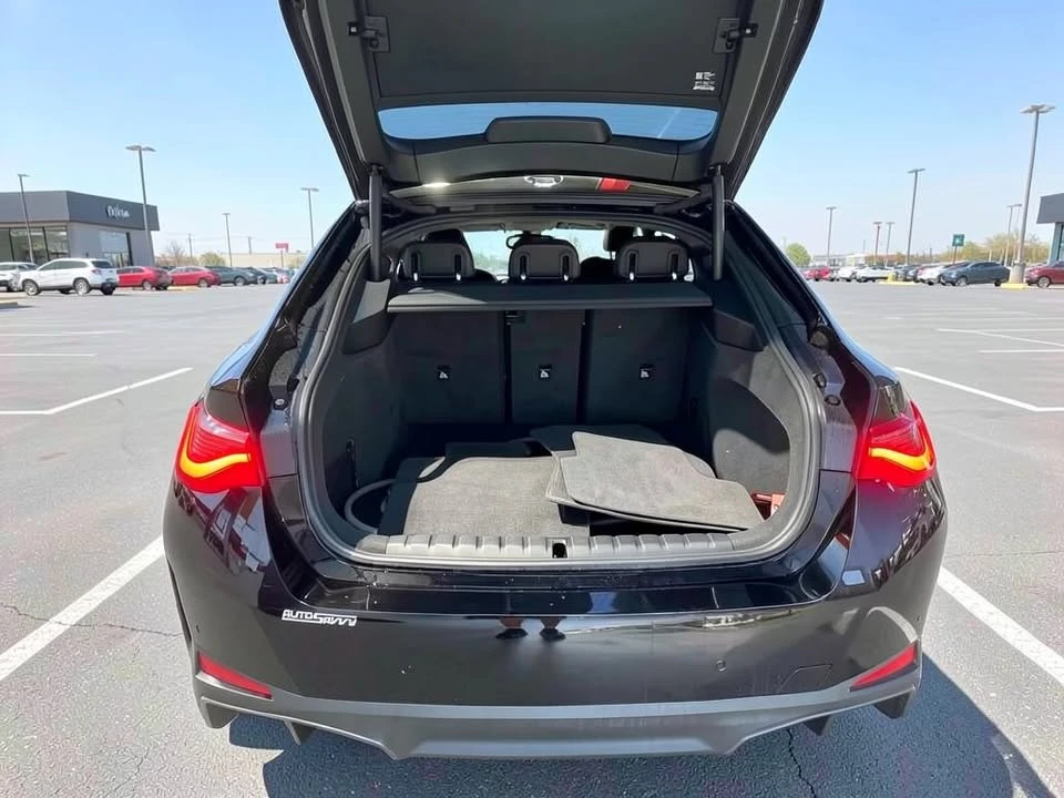 2023 BMW G26 i4 - Image 7 of 20