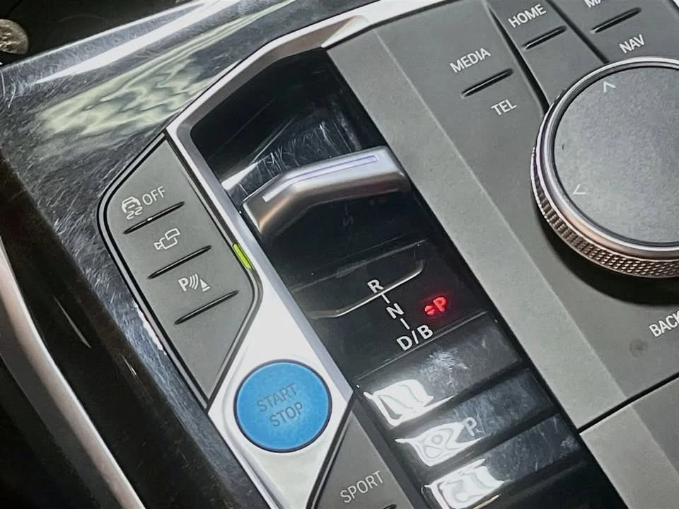 2023 BMW G26 i4 - Image 11 of 20