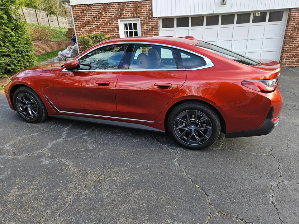 2023 BMW G26 i4 - Image 11 of 31