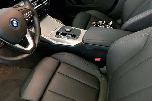 2023 BMW G26 i4 - Image 2 of 12