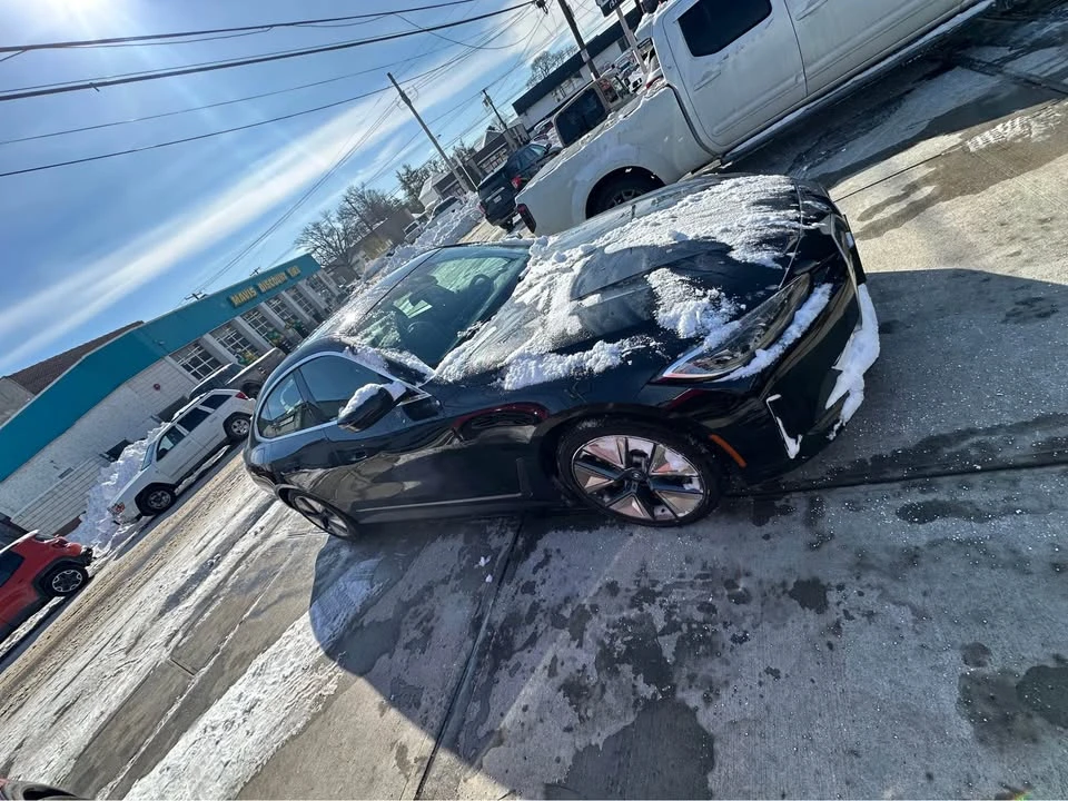 2023 BMW G26 i4 - Image 2 of 8