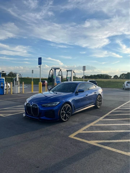 2023 BMW G26 i4 - Image 2 of 9