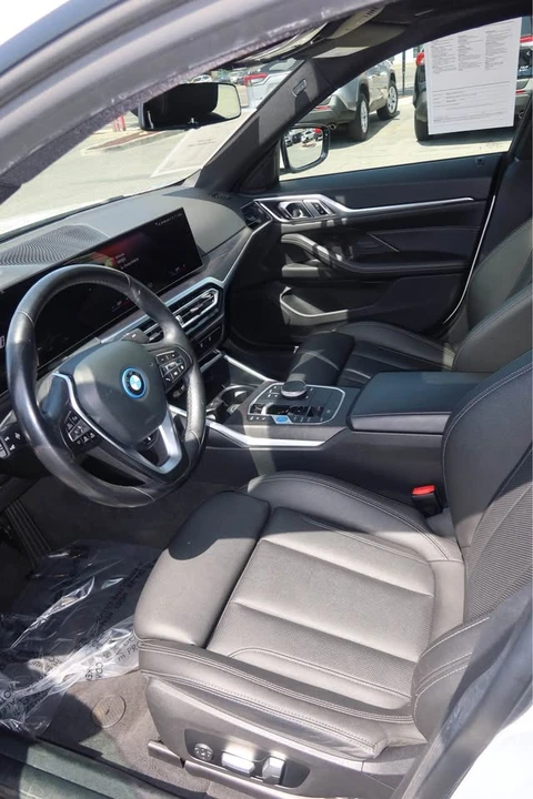 2023 BMW G26 i4 - Image 3 of 4