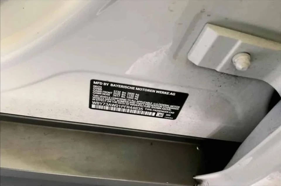 2023 BMW G26 i4 - Image 13 of 14
