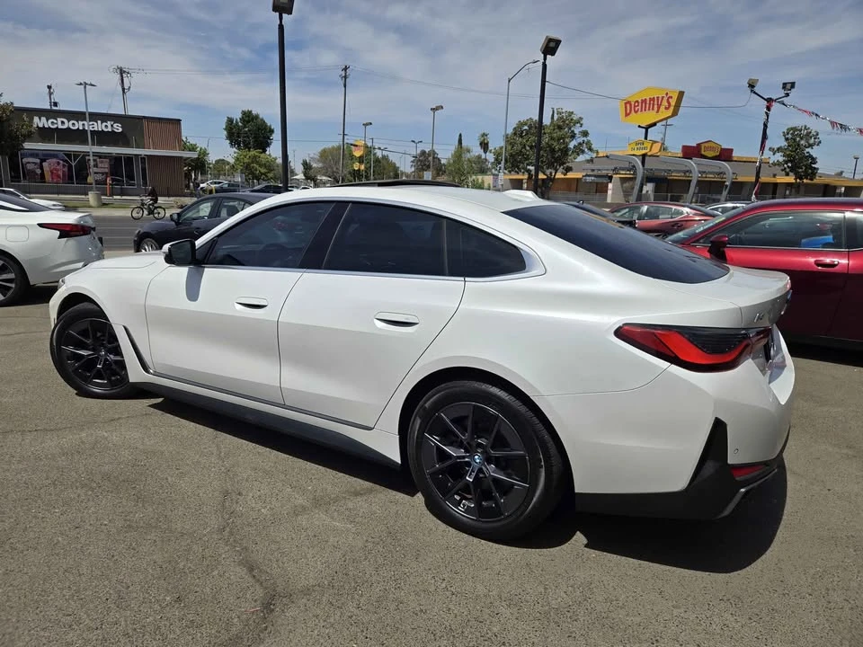 2023 BMW G26 i4 - Image 3 of 15