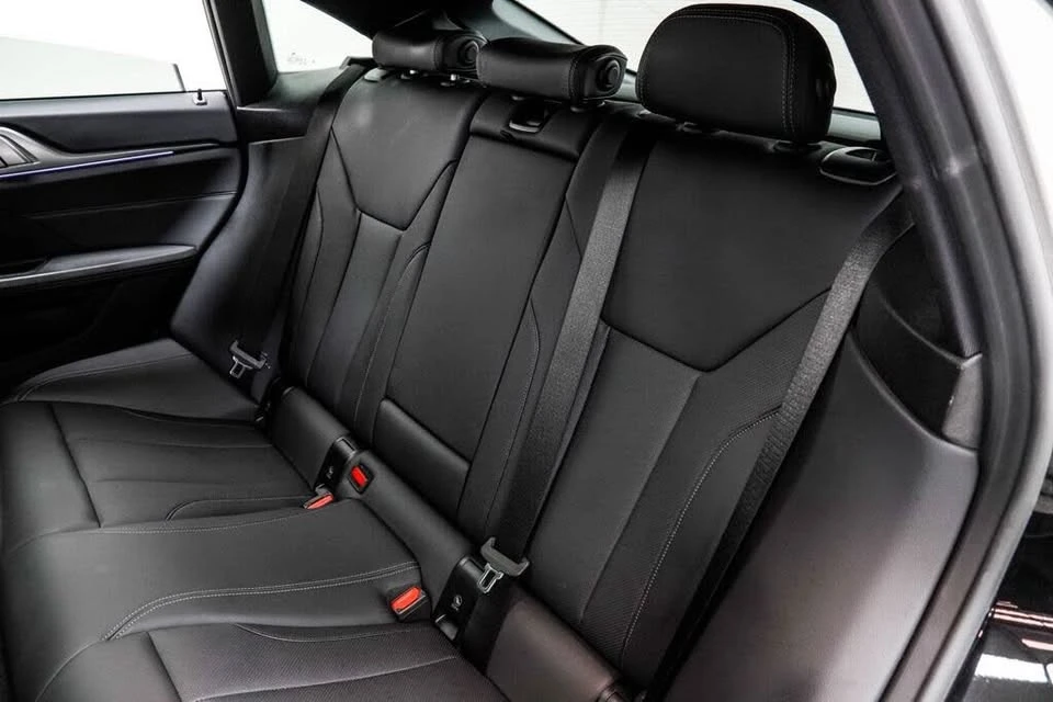 2023 BMW G26 i4 - Image 17 of 20