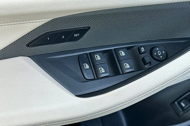 2023 BMW G26 i4 - Image 10 of 19