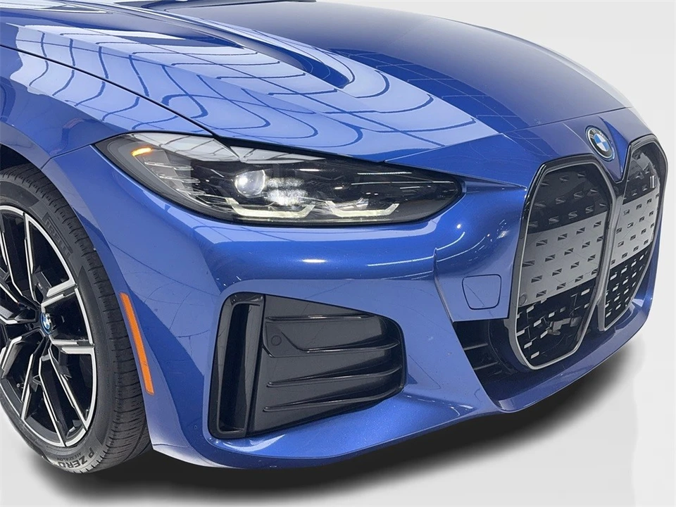 2023 BMW G26 i4 - Image 3 of 12