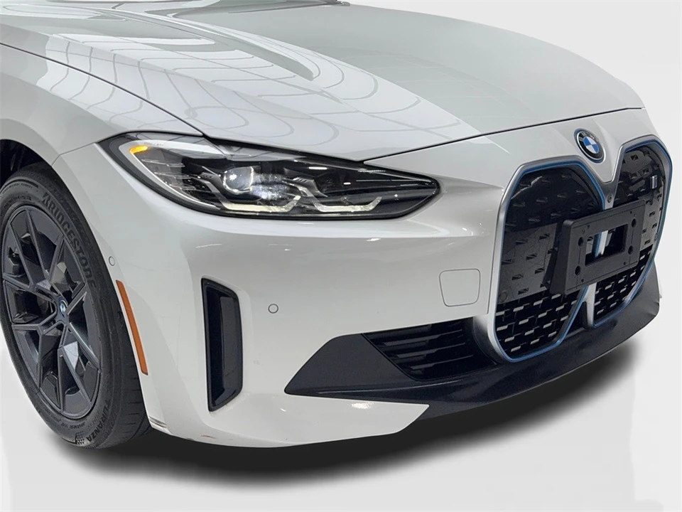 2023 BMW G26 i4 - Image 3 of 12