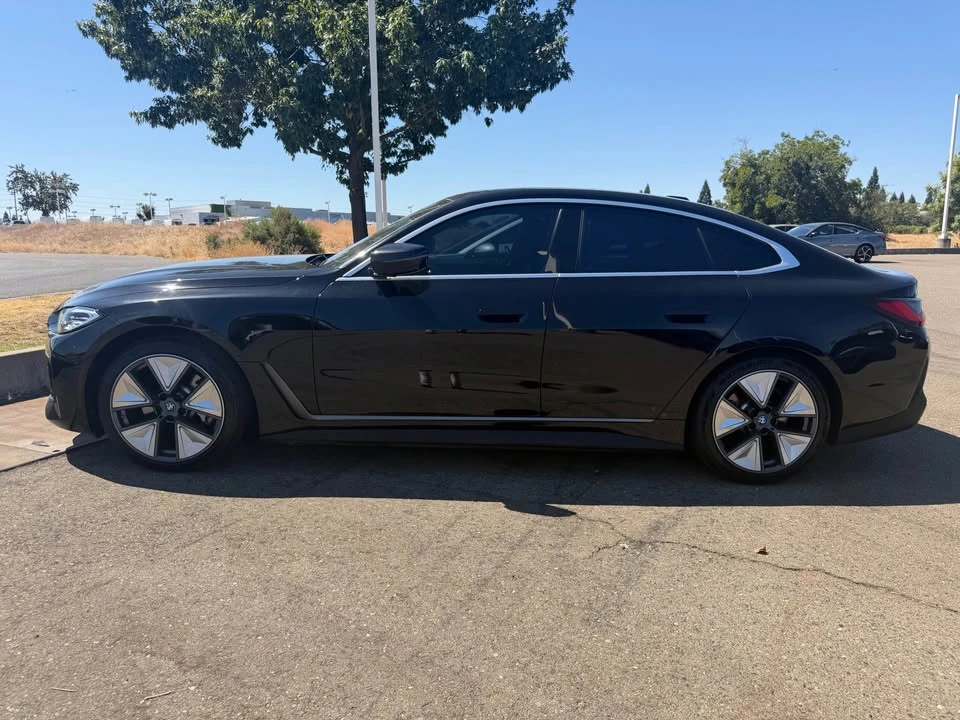 2023 BMW G26 i4 - Image 3 of 4