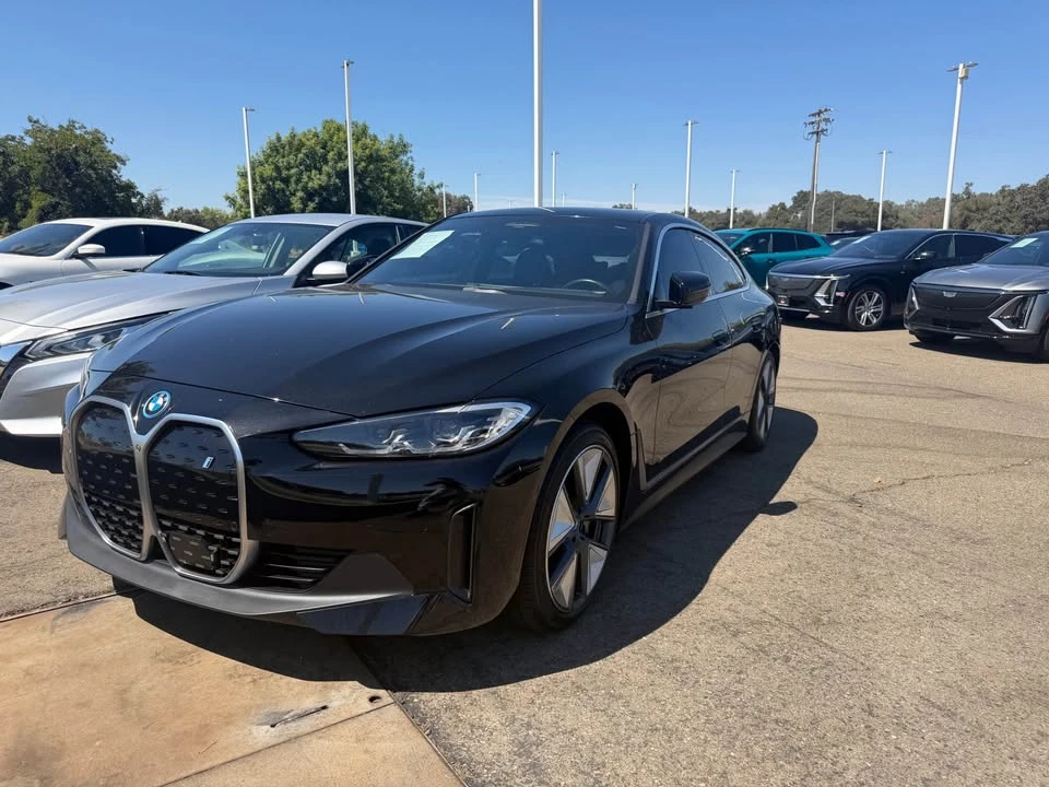 2023 BMW G26 i4 - Image 2 of 4