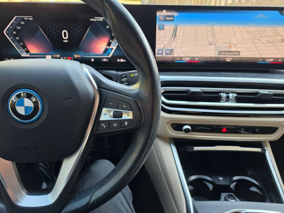 2023 BMW G26 i4 - Image 17 of 20