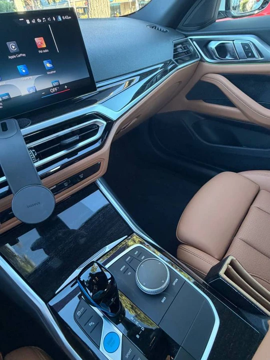 2023 BMW G26 i4 - Image 3 of 19