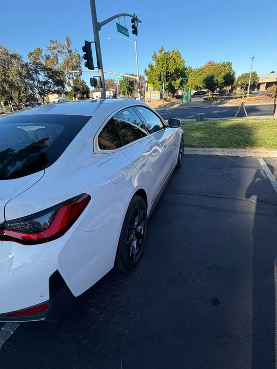 2023 BMW G26 i4 - Image 14 of 19