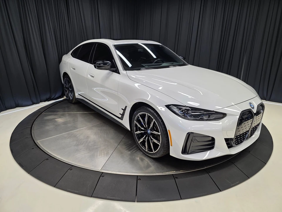 2023 BMW G26 i4 - Image 3 of 12