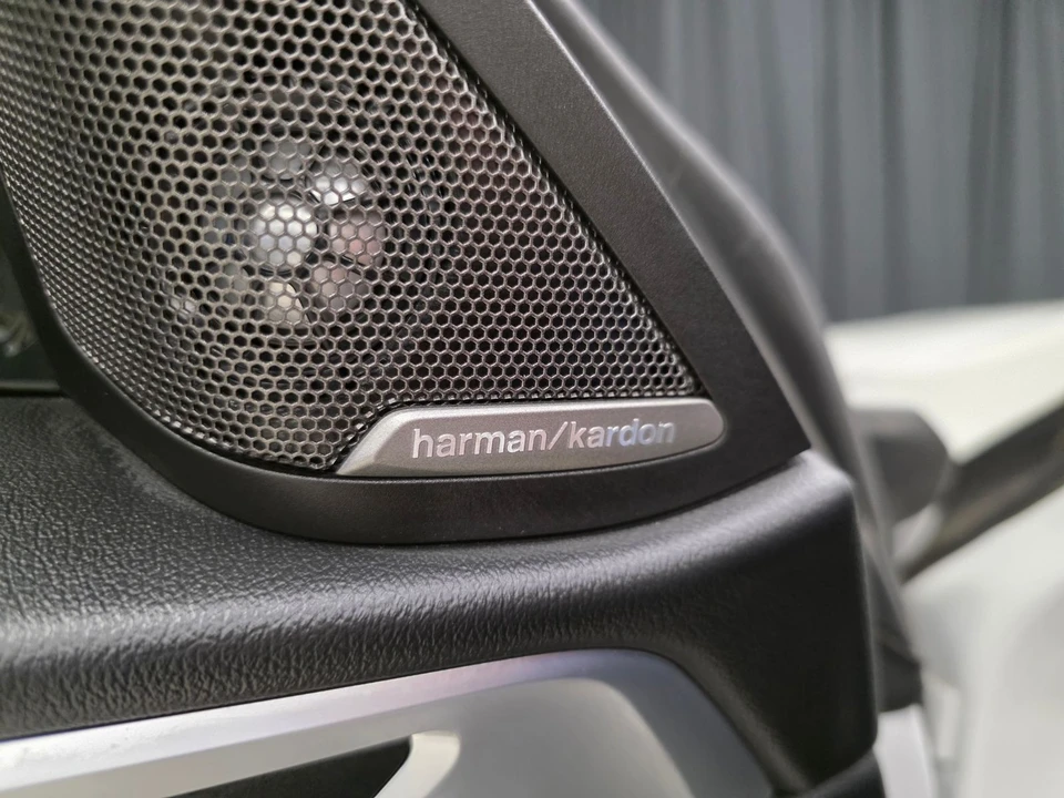 2023 BMW G26 i4 - Image 13 of 21