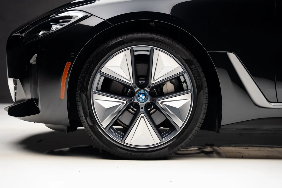 2023 BMW G26 i4 - Image 18 of 21