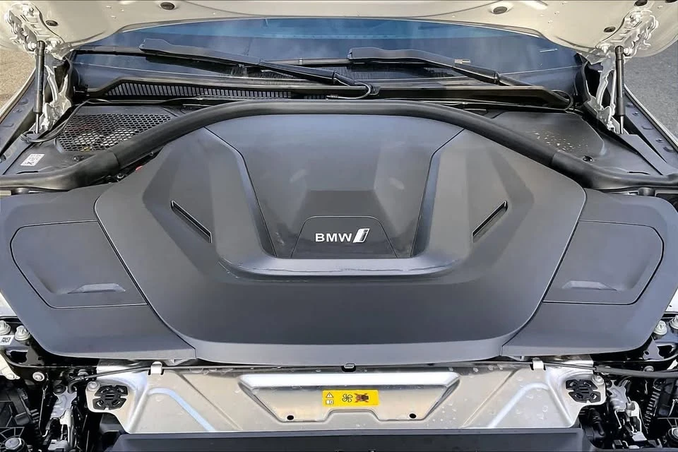 2023 BMW G26 i4 - Image 7 of 20