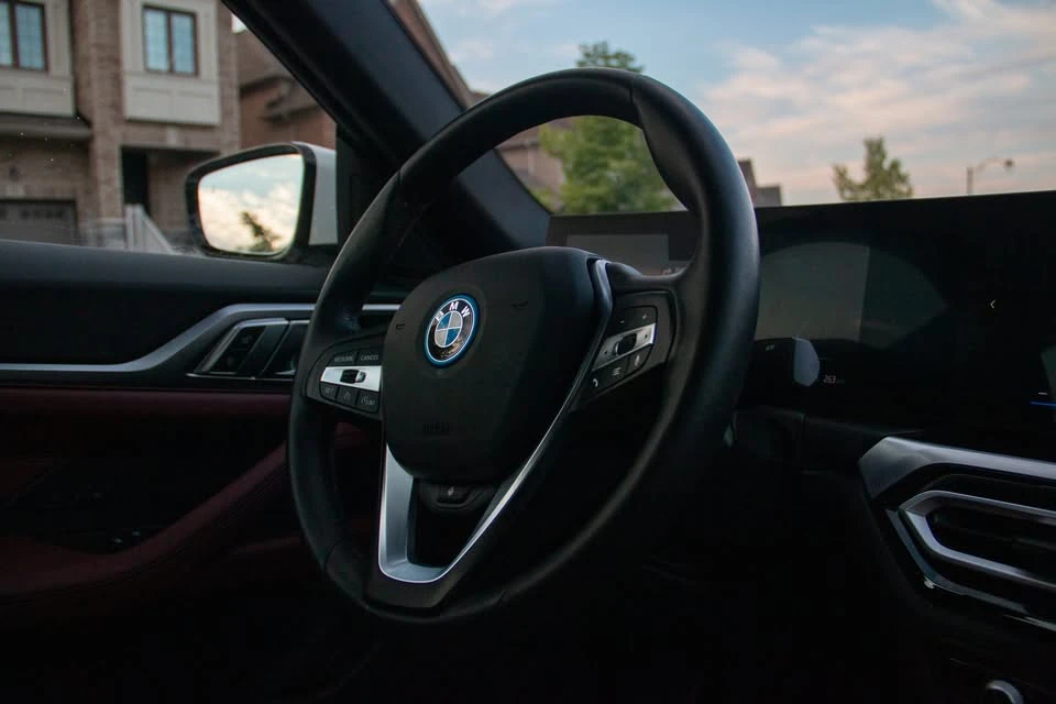 2023 BMW G26 i4 - Image 15 of 18