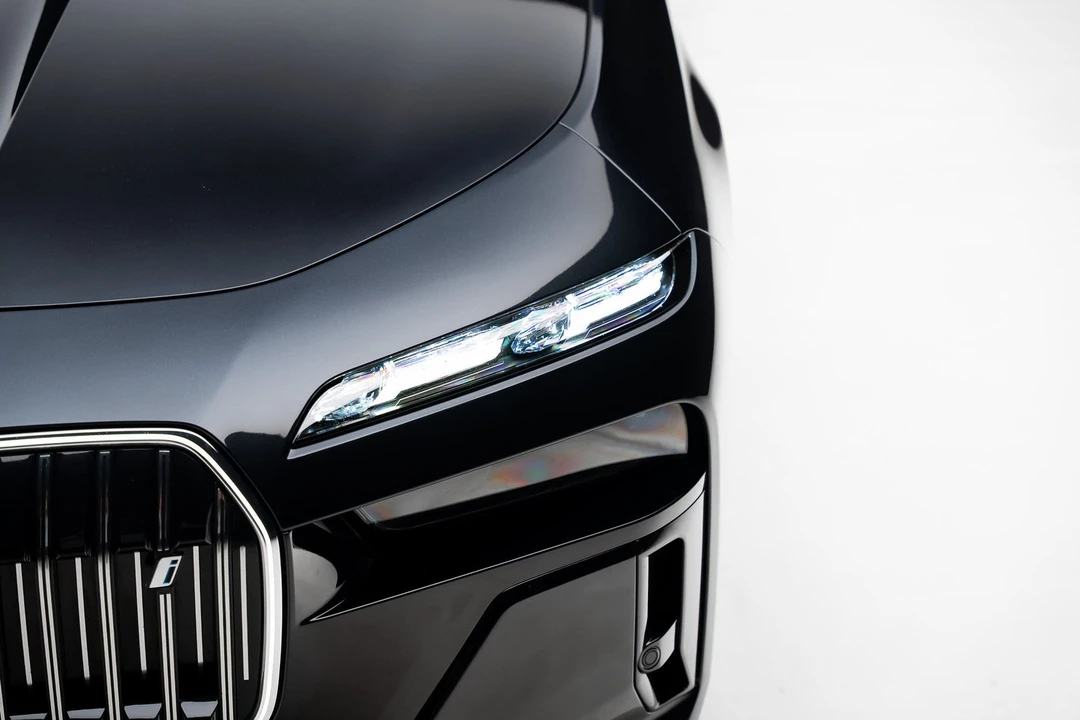 2023 BMW G70 7 Series - Image 11 of 21