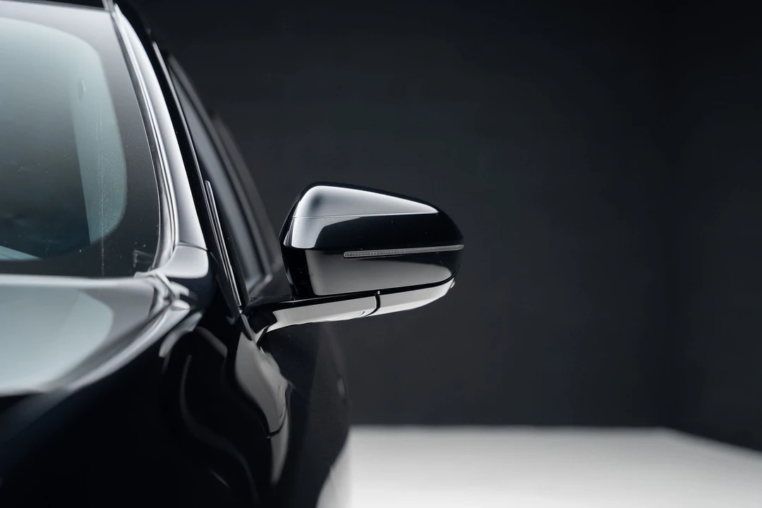 2023 BMW G70 7 Series - Image 16 of 21