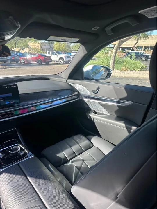 2023 BMW G70 7 Series - Image 15 of 15