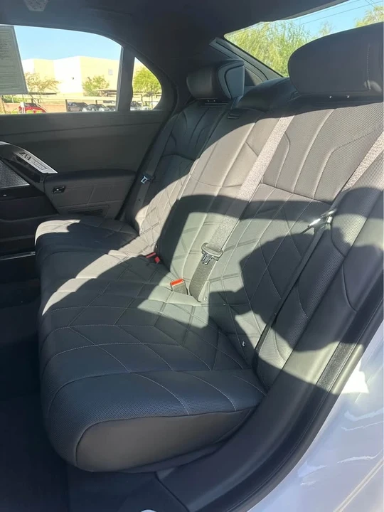 2023 BMW G70 7 Series - Image 12 of 15