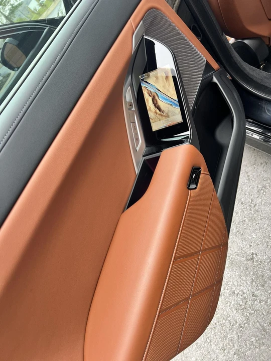 2023 BMW G70 7 Series - Image 17 of 17