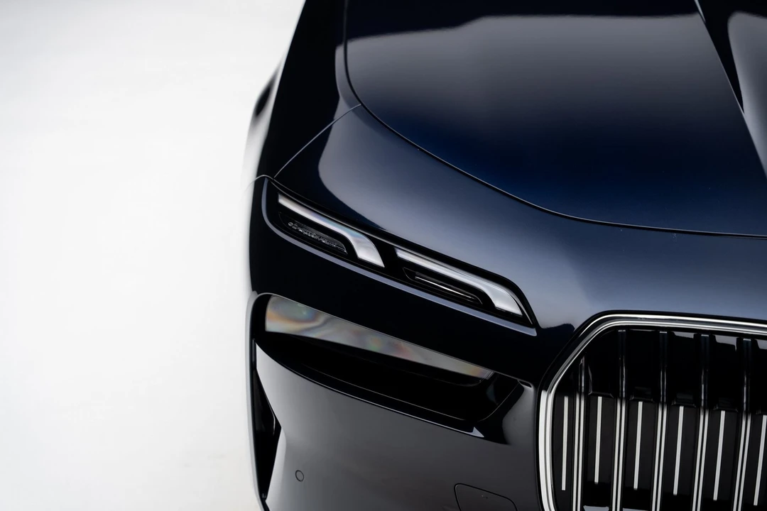 2023 BMW G70 7 Series - Image 12 of 21