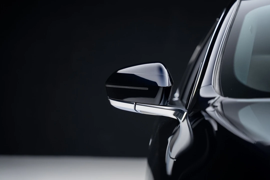 2023 BMW G70 7 Series - Image 15 of 21