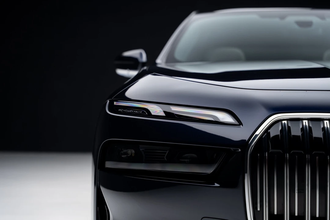 2023 BMW G70 7 Series - Image 9 of 21