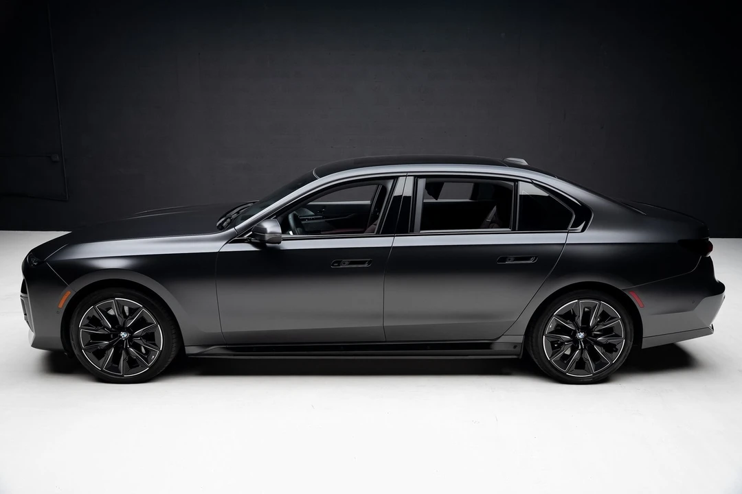 2023 BMW G70 7 Series - Image 15 of 21