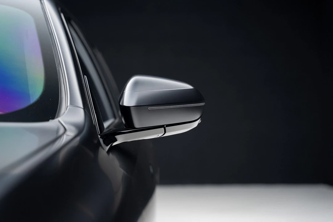 2023 BMW G70 7 Series - Image 14 of 21