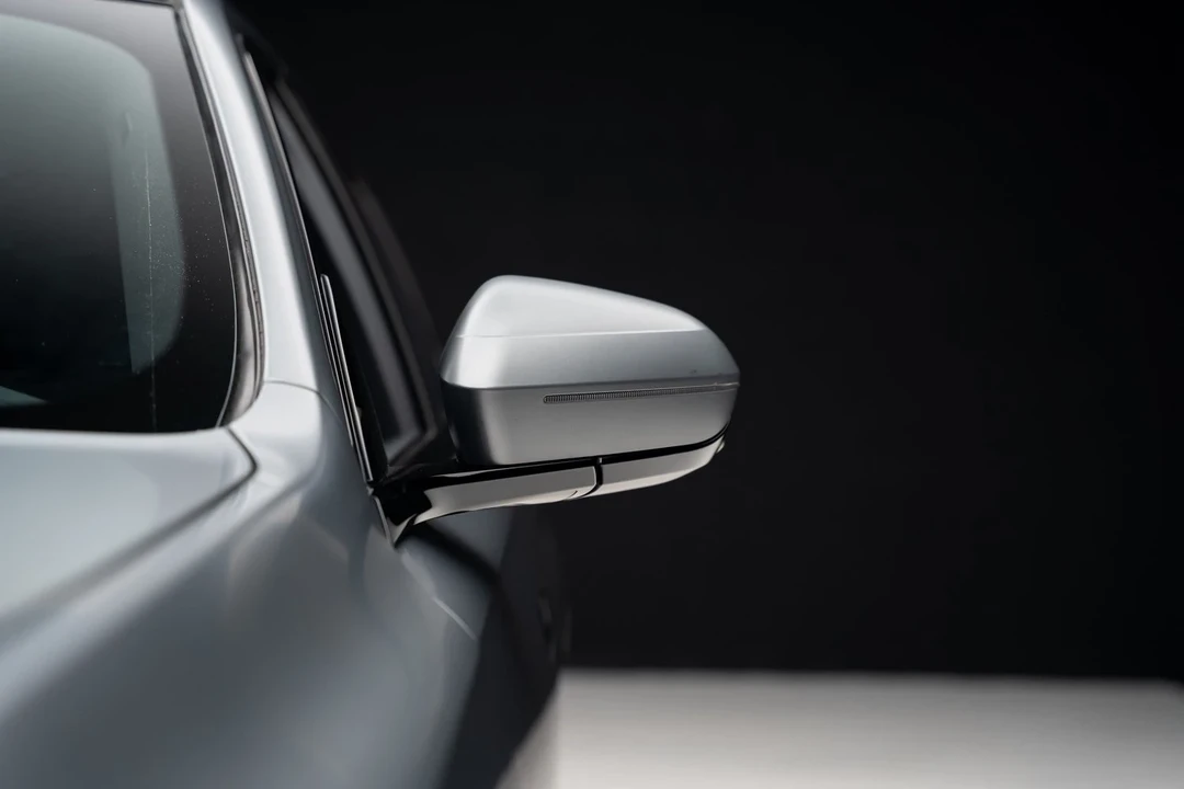 2023 BMW G70 7 Series - Image 15 of 21