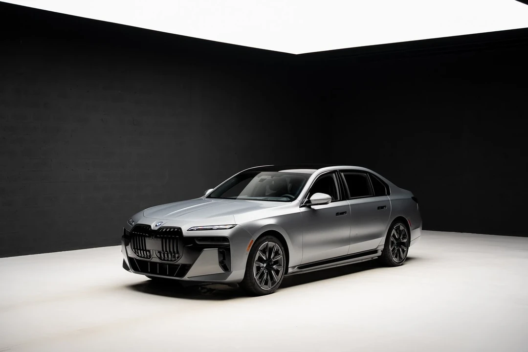 2023 BMW G70 7 Series - Image 5 of 12