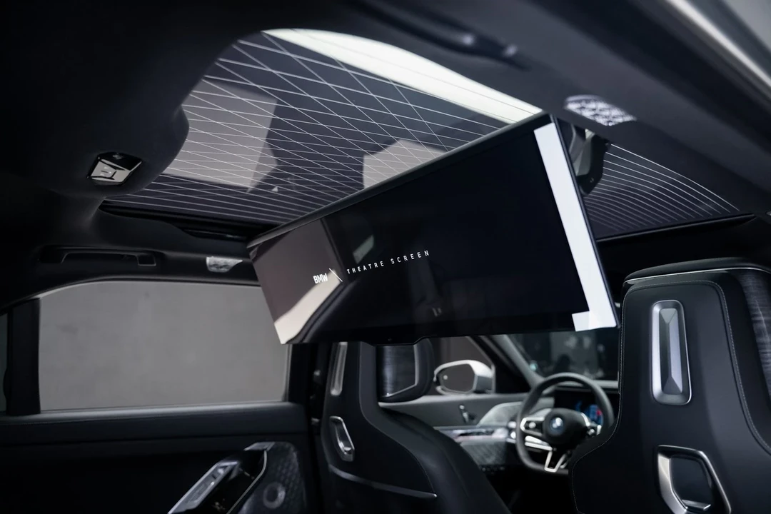 2023 BMW G70 7 Series - Image 2 of 12