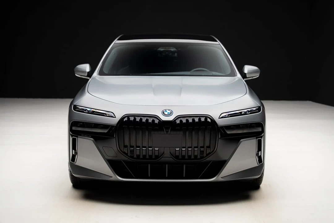 2023 BMW G70 7 Series - Image 7 of 12