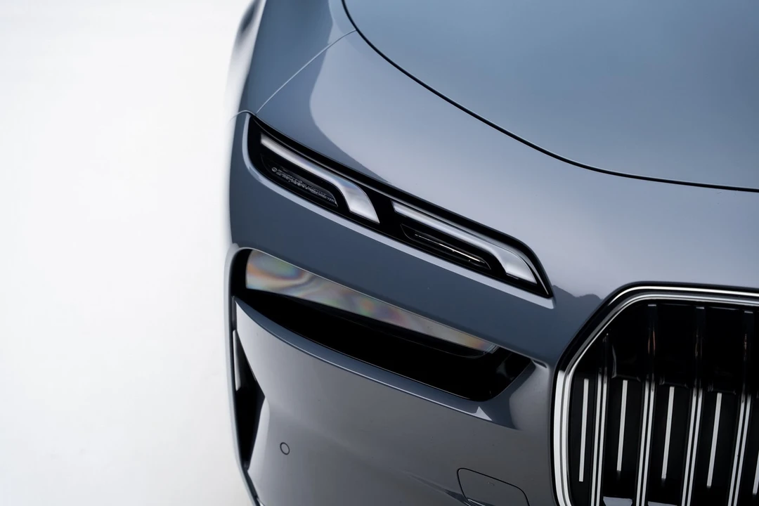 2023 BMW G70 7 Series - Image 12 of 21