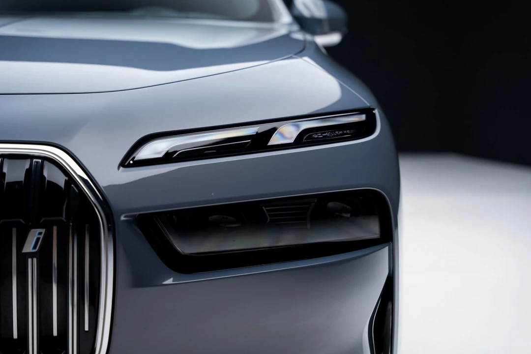 2023 BMW G70 7 Series - Image 10 of 12